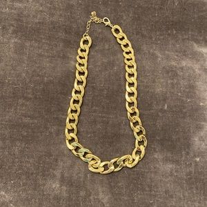 Gold chain necklace